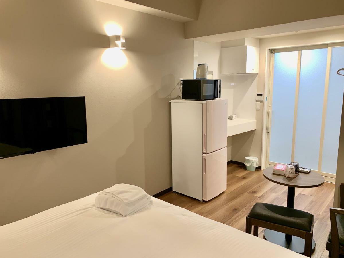 Mr.Kinjo Inn Sky Harbor Наха Экстерьер фото